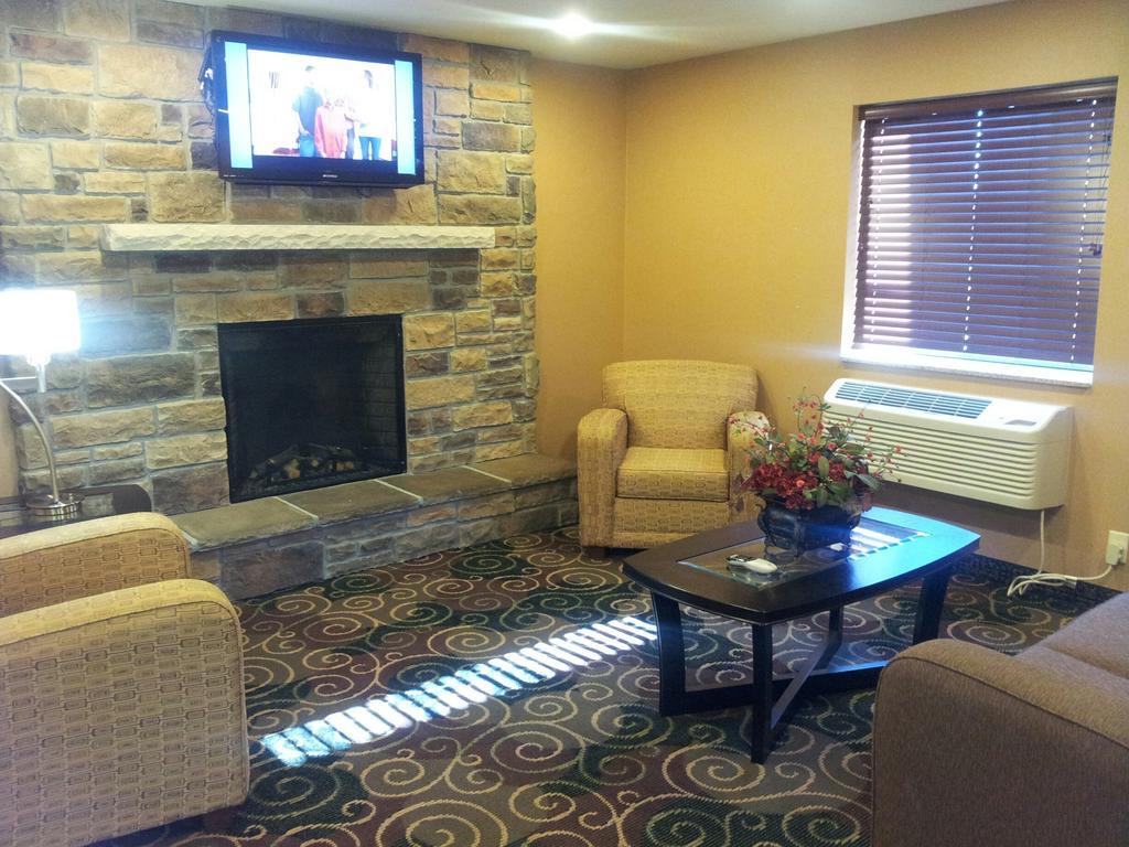 Cobblestone Inn&Suites - Hartington Extérieur photo