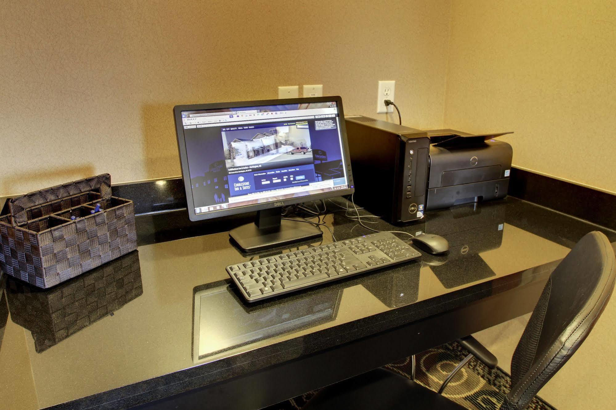 Cobblestone Inn&Suites - Hartington Extérieur photo
